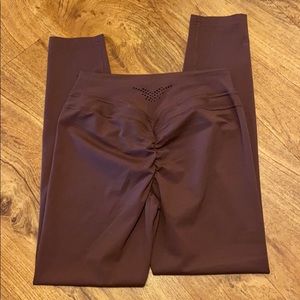 gs x ws chocolate cherry leggings and bra